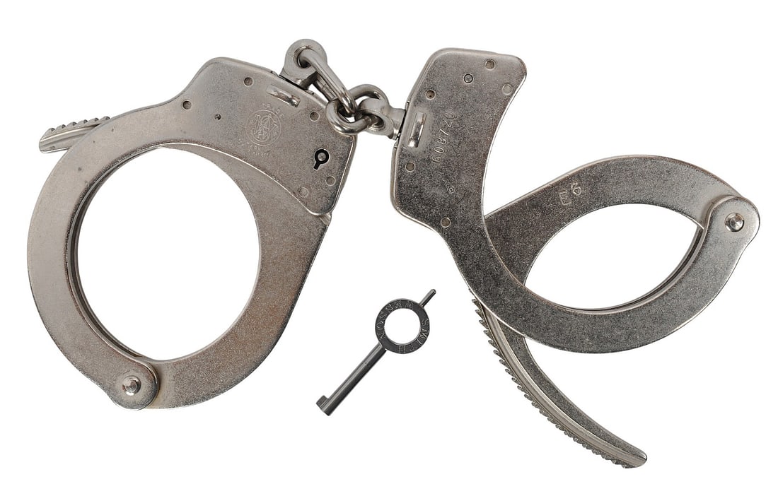 HANDCUFFS (O2S) (1 of 3)