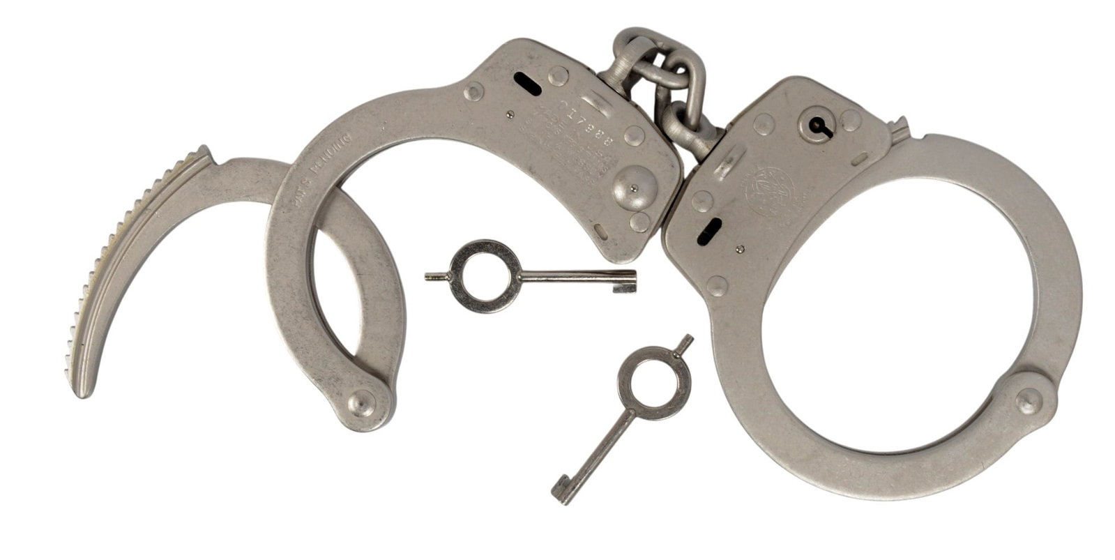 Smith & Wesson law Enforcement Handcuff Set with 2 Keys (O2S) - 2