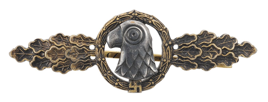 *German WWII Luftwaffe Reconnaissance Clasp (APL) (1 of 4)