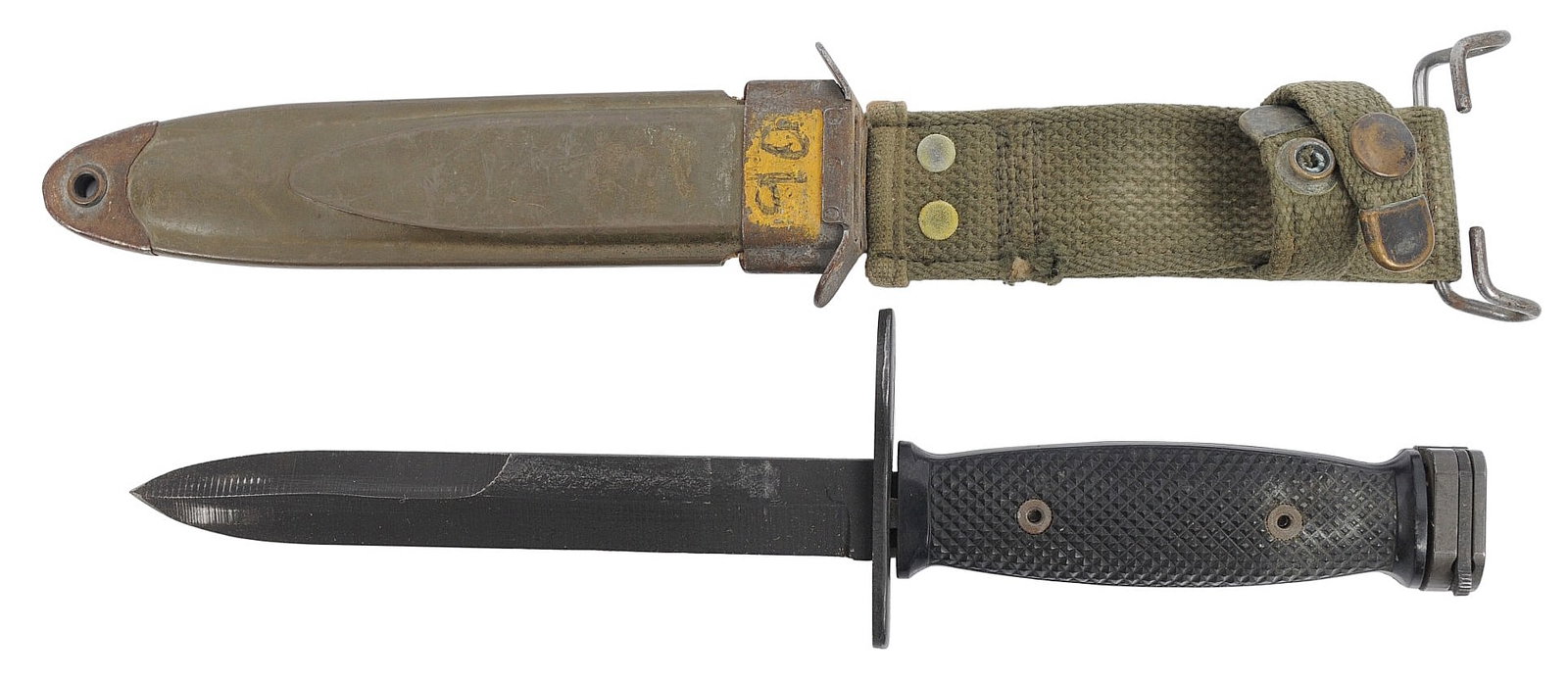 US Military Surplus M7 Rifle Bayonet (A): A US Military Surplus M7 Rifle Bayonet in good to very good condition.