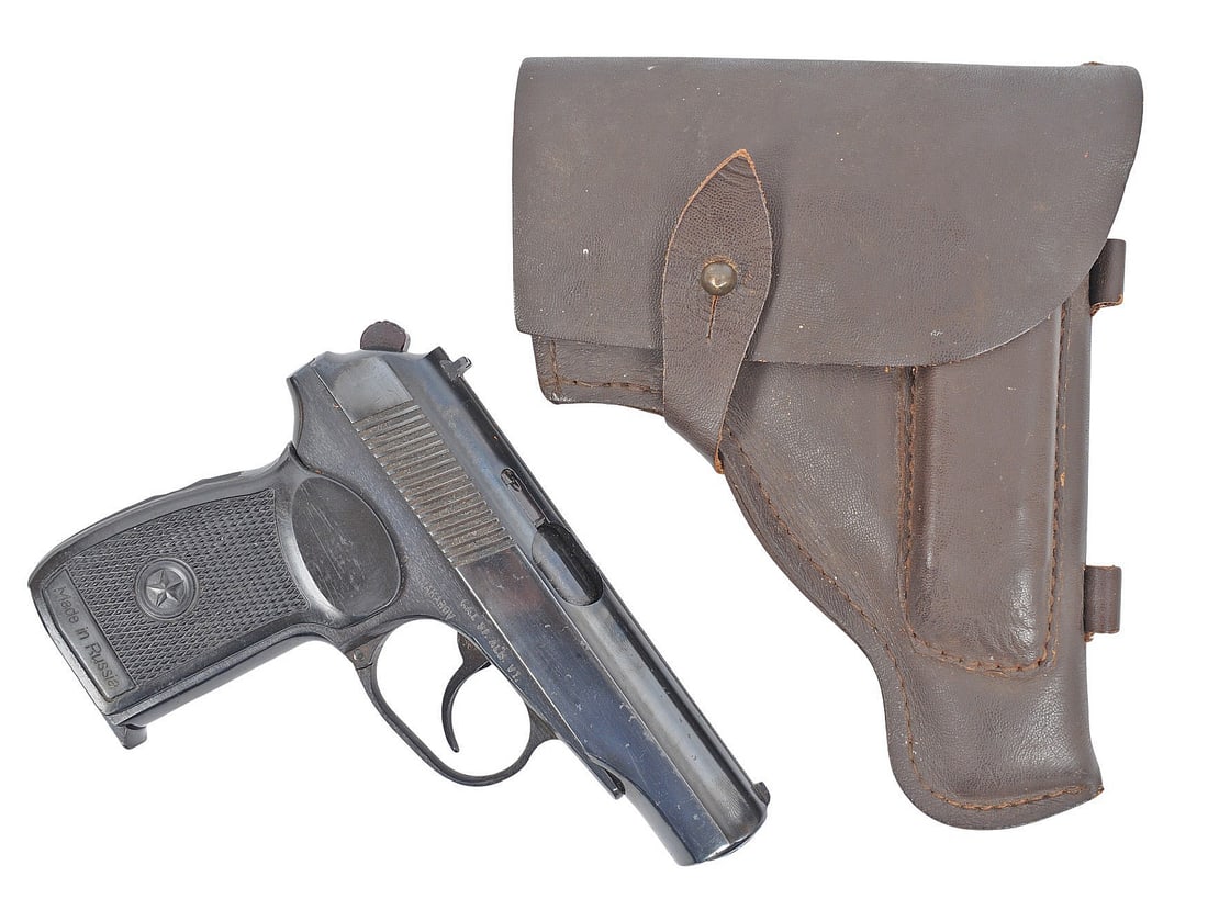 PISTOL (A1): BULGARIAN MAKAROV WITH HOLSTER AND EXTRA MAGAZINE.