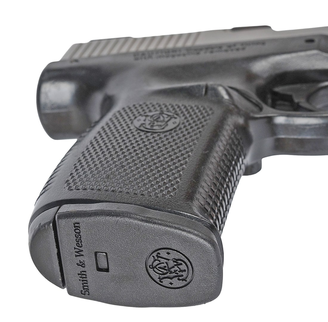 Smith and Wesson SW9VE 9x19mm Semi-auto Pistol FFL Reqiured: DYH9506 (CWA1) - 3