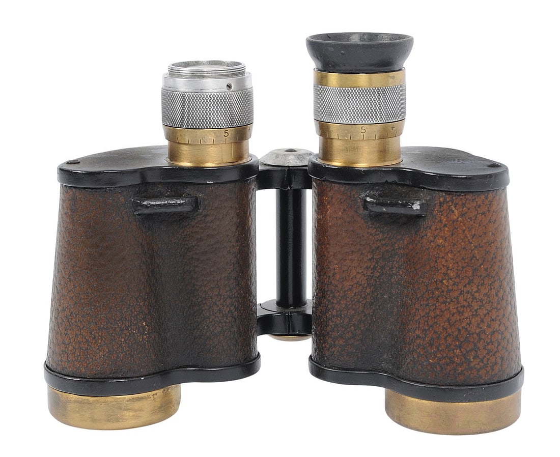 *German WWII Carl Zeiss Jena Silvamar 6x30 Field Binoculars (C3T): A *German WWII Carl Zeiss Jena Silvamar 6x30 Field Binoculars in good condition with nice glass and missing the left rubber eye piece.