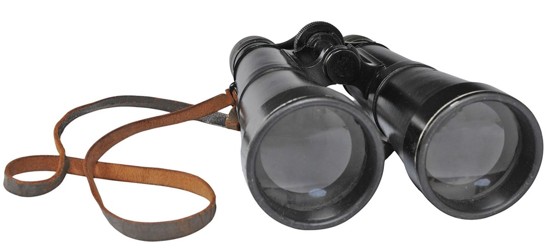 *German WWII Military Field Binoculars (C3T) - 4