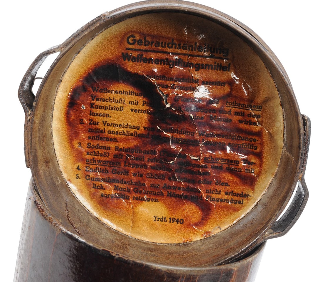 Interesting *German WWII Leather Respirator Case (C3T) - 3