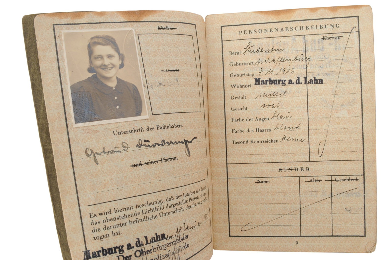 *German WWII Sold Buch, Reich pass, and Late War Propaganda Pamphlet Lot of 3 (C3T) - 9