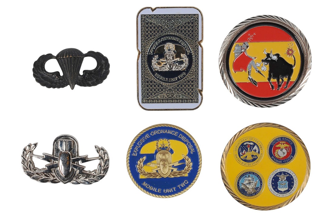 US Navy EOD Mobile Unit Challenge Coin and Jump Wing / EOD Warfare Device Lot of 6 (EDN) (1 of 2)