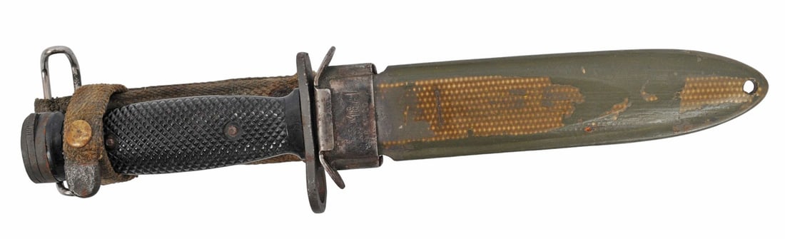 USGI Surplus M4 M1 Carbine Bayonet with M8A1 Scabbard(R2C) - 3
