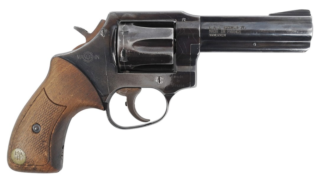 REVOLVER (S4S1): REVOLVER