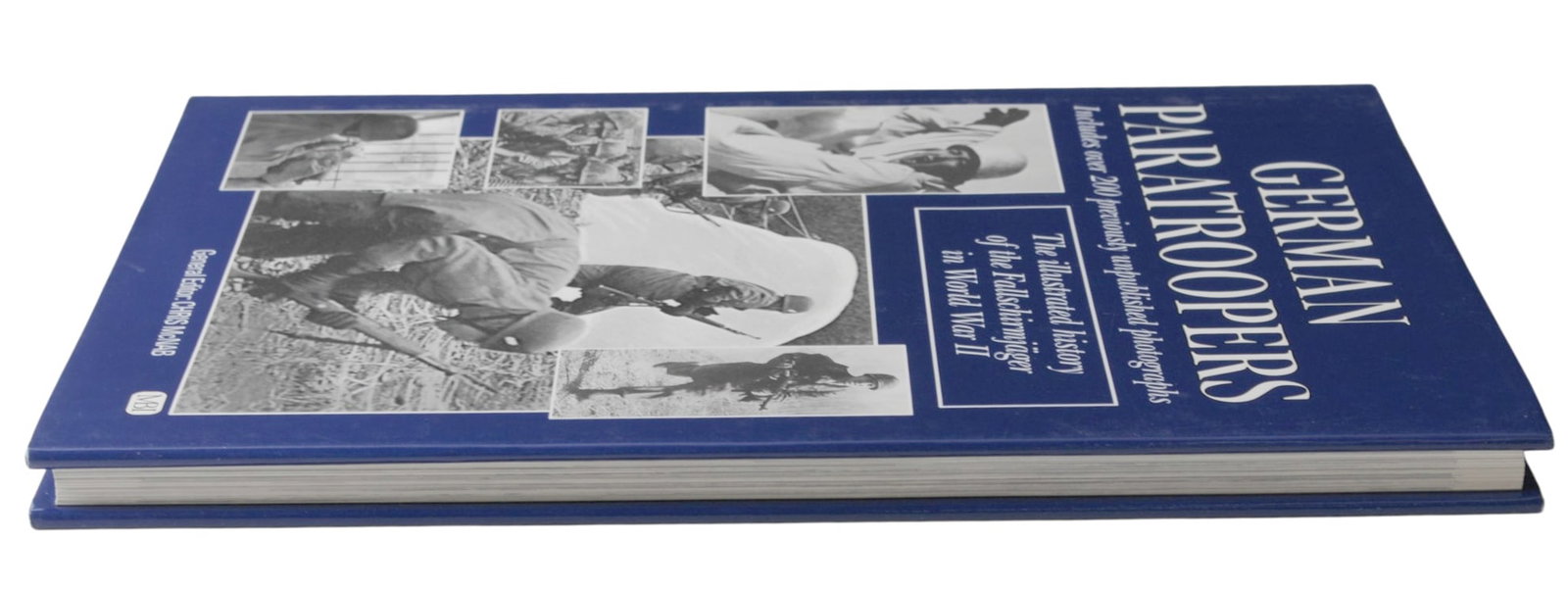 GERMAN PARATROOPER BOOK (A) - 4