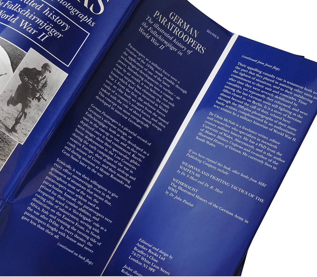 GERMAN PARATROOPER BOOK (A) - 5