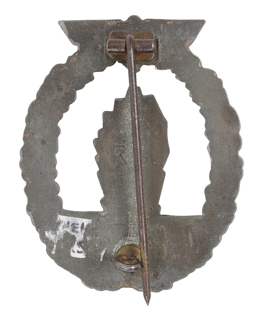 *German WWII Kriegsmarine Minesweeper Badge (O3J) - 2