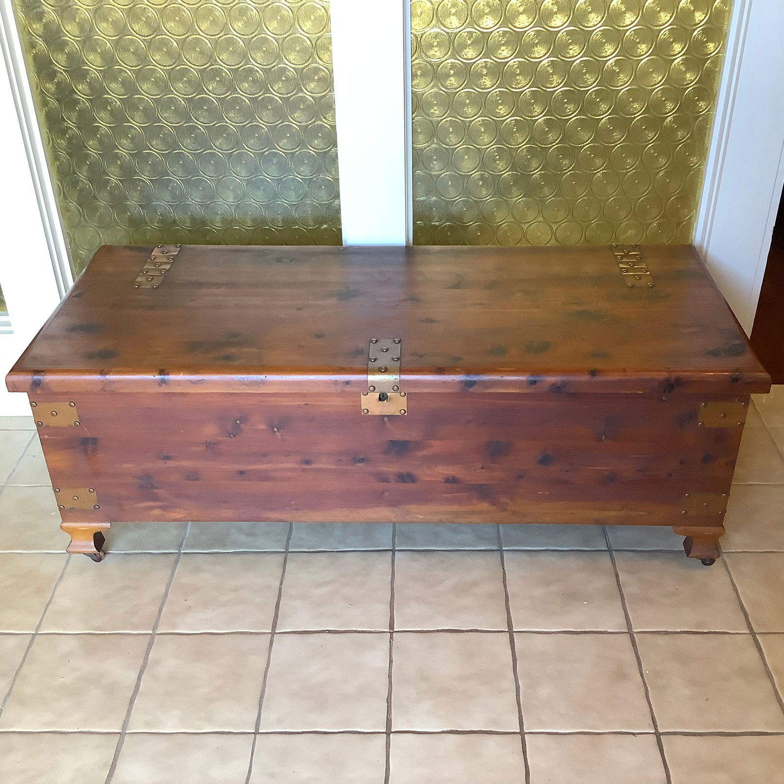 Vintage Cedar Chest with Copper Trim and Buttons with Key (1 of 10)