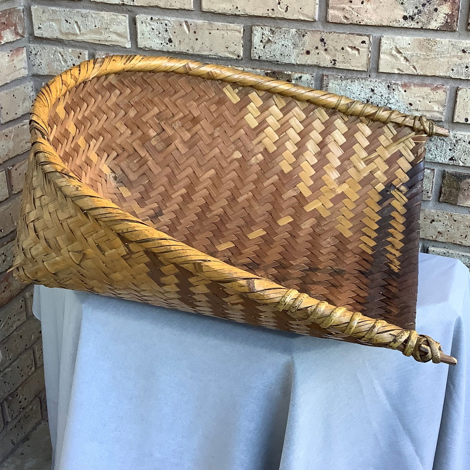 Vintage Showa Furuimi Harvest Basket. 1940s, Note Symbols on Interior (1 of 9)