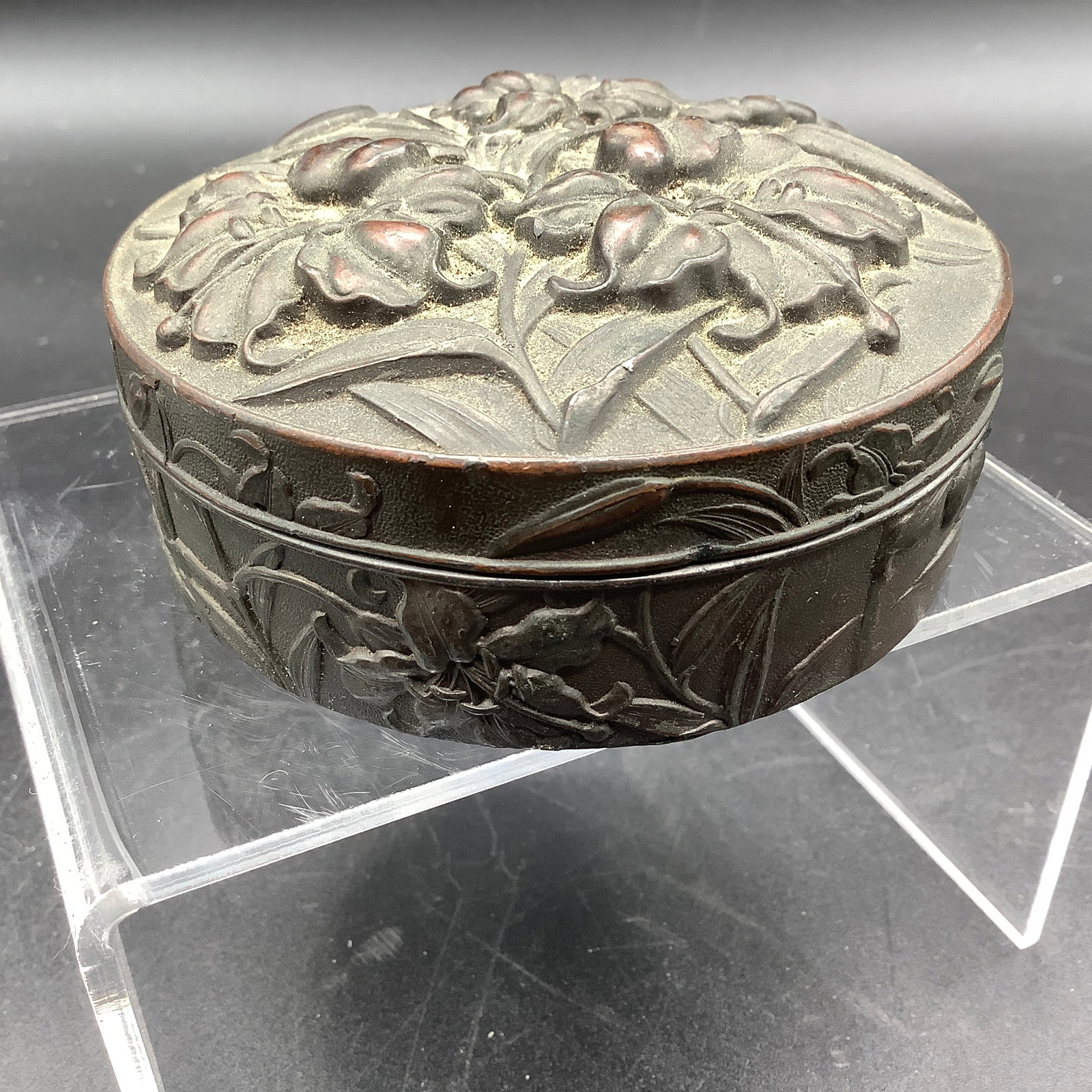 Small Bronze Repousse Art Nouveau Trinket Box with Floral Design on Lid and Sides: Some patina and scratches. Lid fits nicely
