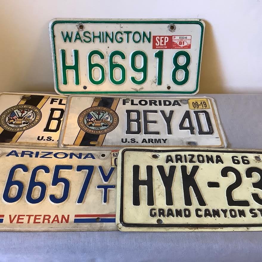 5 License Plates, Washington, Arizona and FL: Washington plate 1981 Arizona Veteran plate 2007 Arizona Grand Canyon Plate 1966 2 Florida Army plates current design