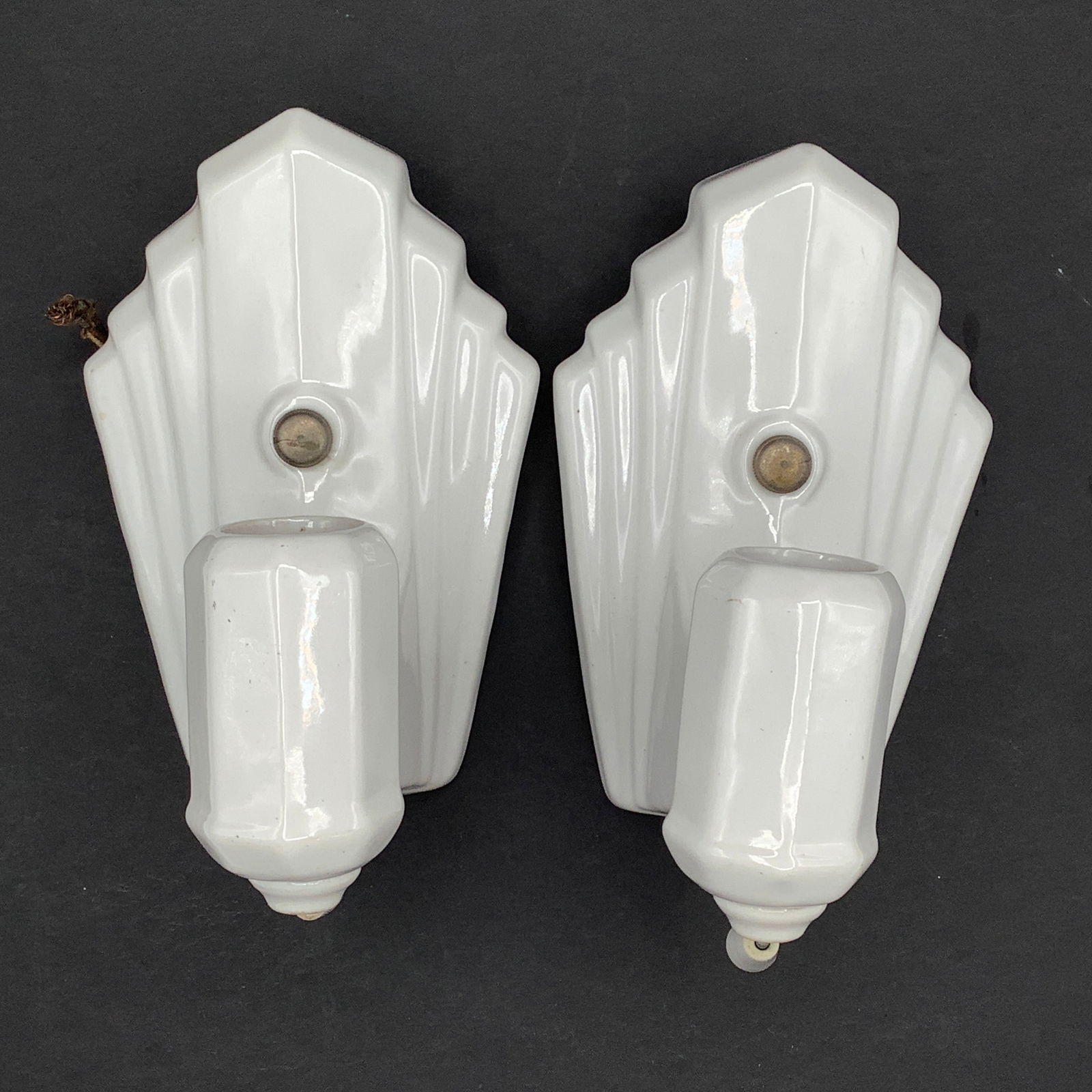 Pair of White Ceramic Art Deco Lights (1 of 8)