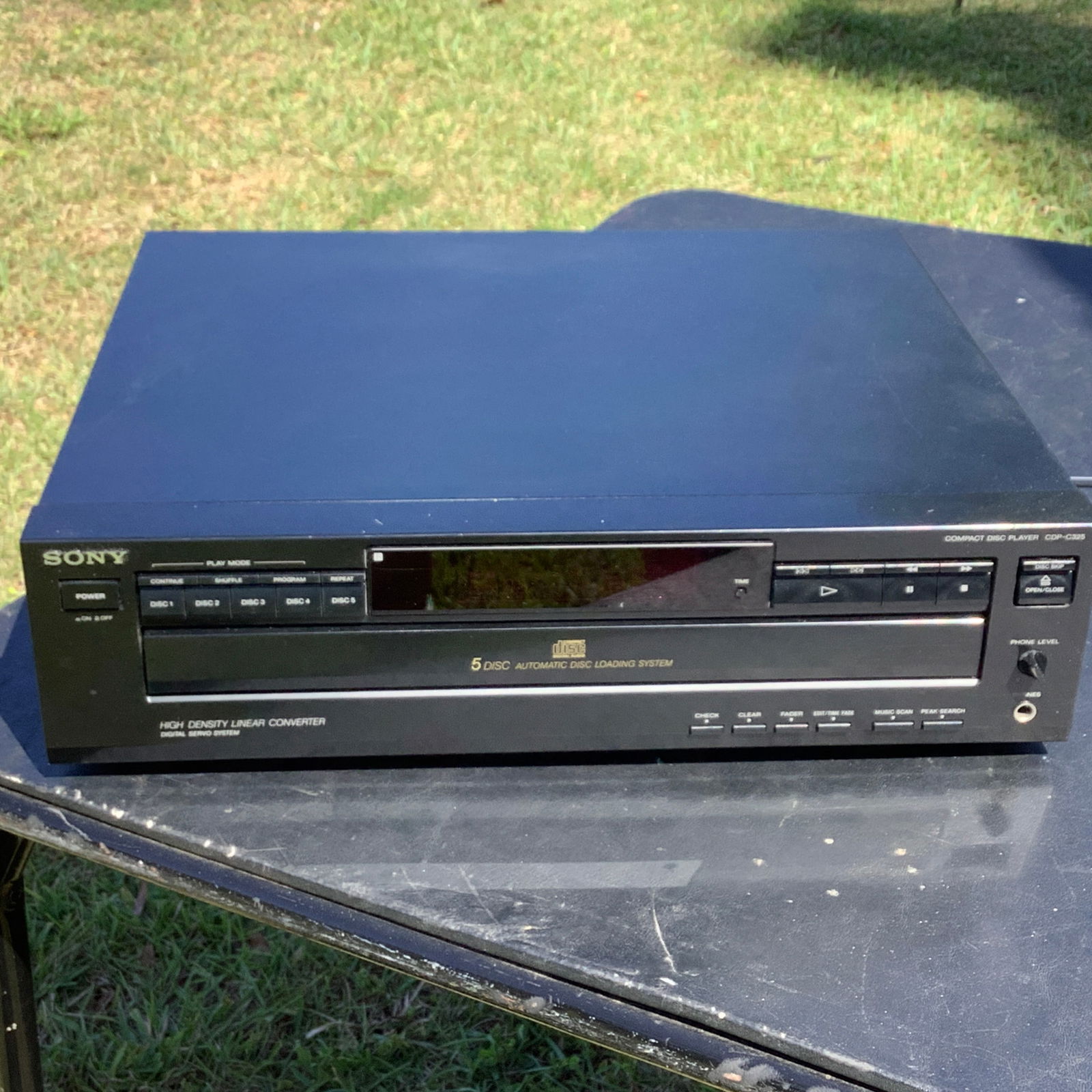 Sony CD Changer 5 Disc Automatic Disc Loading System (1 of 6)