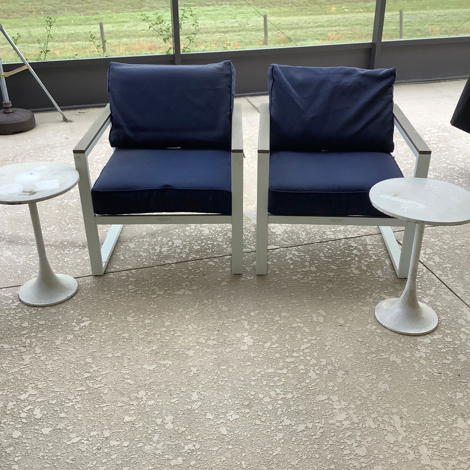 Hampton Bay Pair of Patio Chairs with Navy Cushions and 2 Tulip Tables (1 of 9)