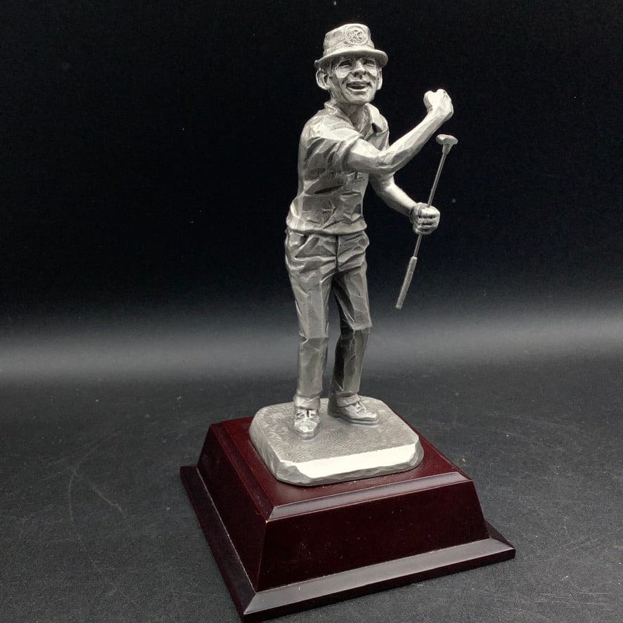 Royal Selengor Pewter 1972 Golf Sculpture, Signed by Philip Kraczkowski: Pewter golfer on wood base Selengor Pewter, 1972 Signed Philip Kraczkowski Original Box