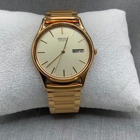 Mens Seiko Quartz Watch with Gold Tone Band from Hadley-Roma