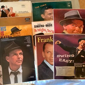 8 Vinyl Records: Frank Sinatra