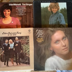 4 Vinyl Records: Liza Minnelli, Peter Paul & Mary, Olivia Newton John