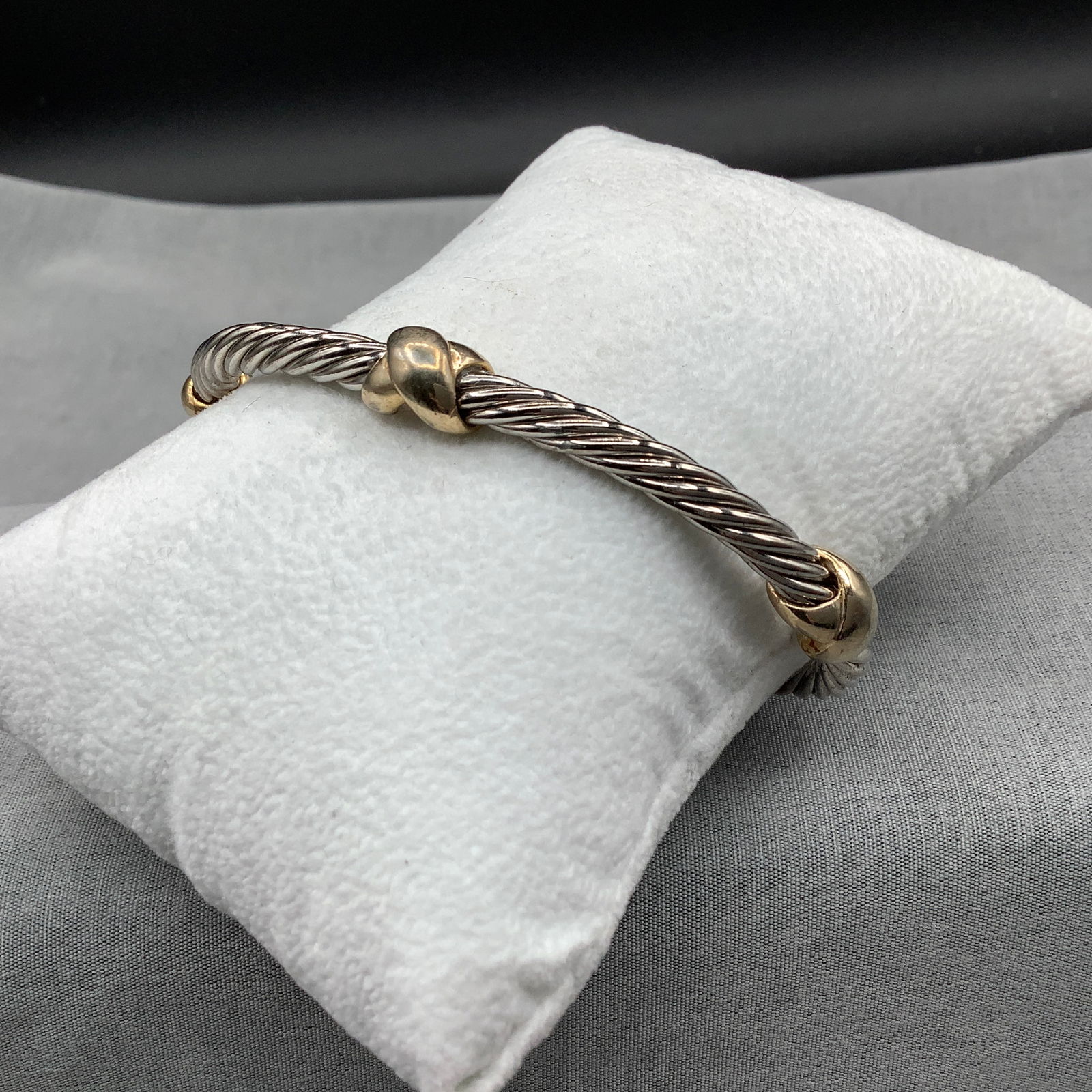 Metal Bangle with Silver Colored Rope and Gold Colored Knots (1 of 10)