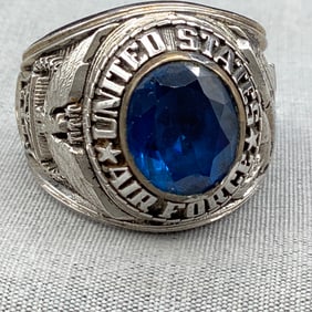 US Air Force Ring, 1975 with Blue Center Stone