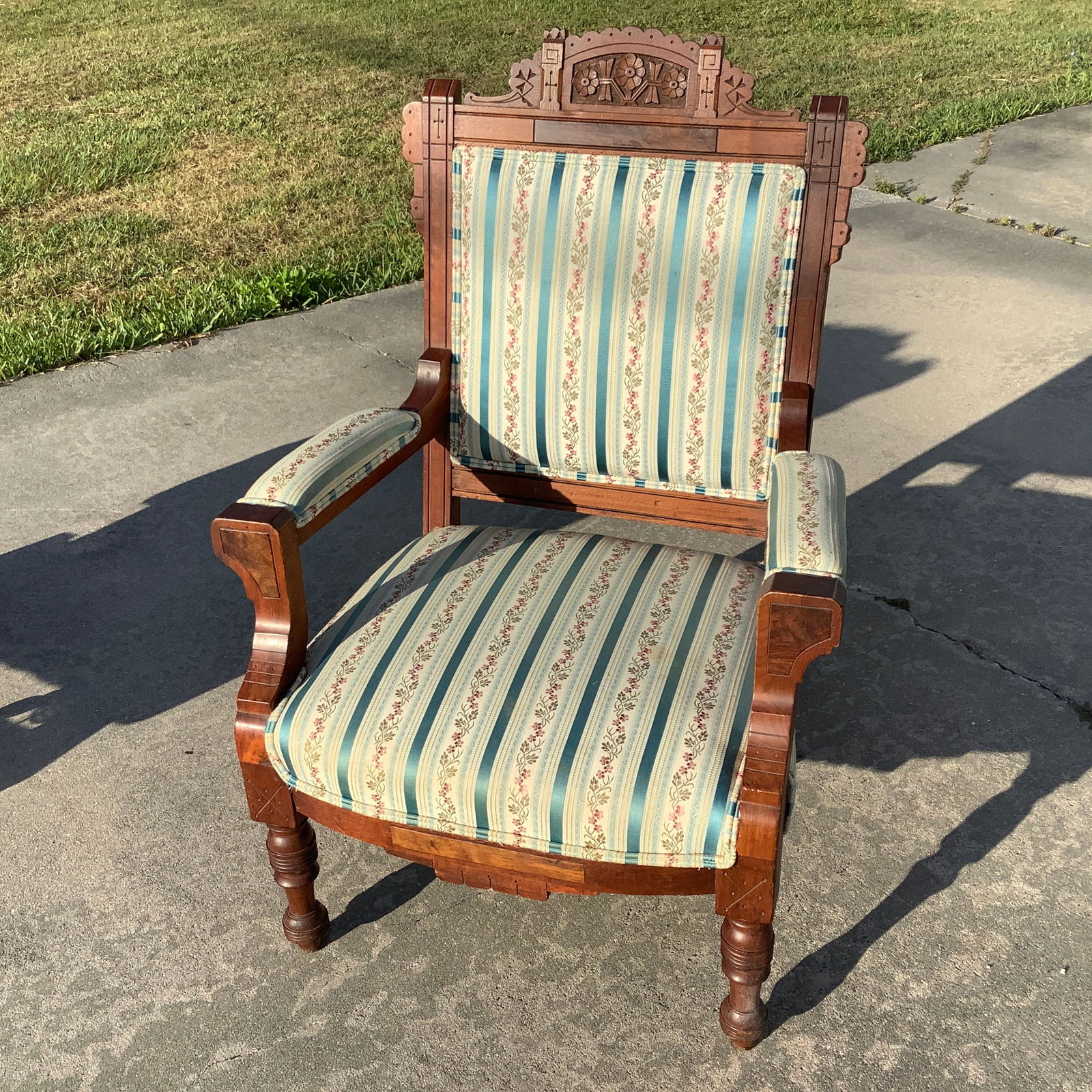 Eastlake Victorian Side Chair: Eastlake Victorian Side Chair Excellent upholstery condition with blue satin ribboning, delicate floral vines 39 inch total height, 27 inch wide x 22 inch depth