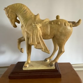 Alva Museum Replica of "Figure of a Standing Horse"