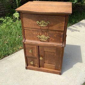 Antique Woodard Furniture and Works Gentleman's Chest To Sit On Top of A Dresser
