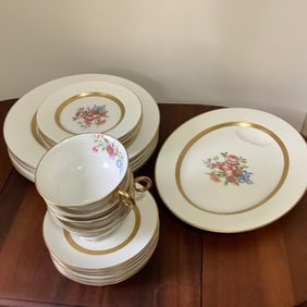 Theodore Haviland  New York China Set, Kenmore Pattern