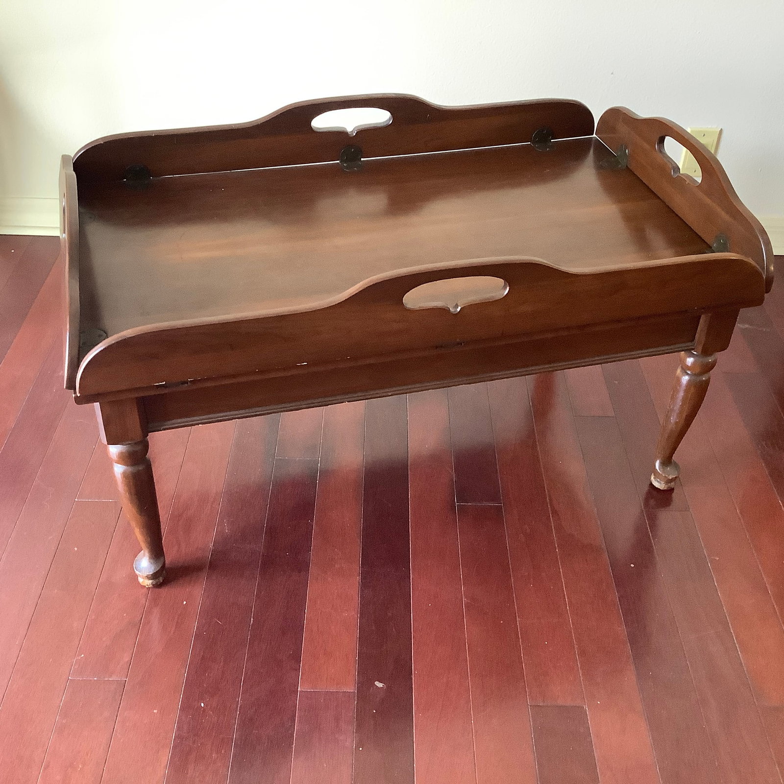Signed Willett Furniture Butler's Table with Fold Down Sides: Willett Furniture Company is known for crafting high-quality, heirloom pieces. Willett operated from the 1930s-1960s. Willett furniture is made with only hardwoods-NO particleboard, NO veneers, NO ply