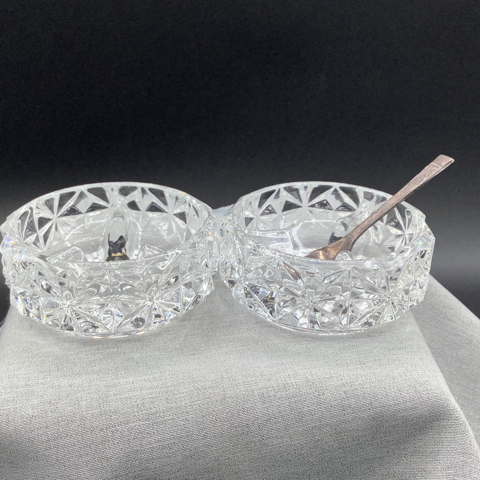 Pair of Glass Salts with Tiny Salt Spoon Made in England: Pair of Glass Salts with Tiny Salt Spoon Made in England