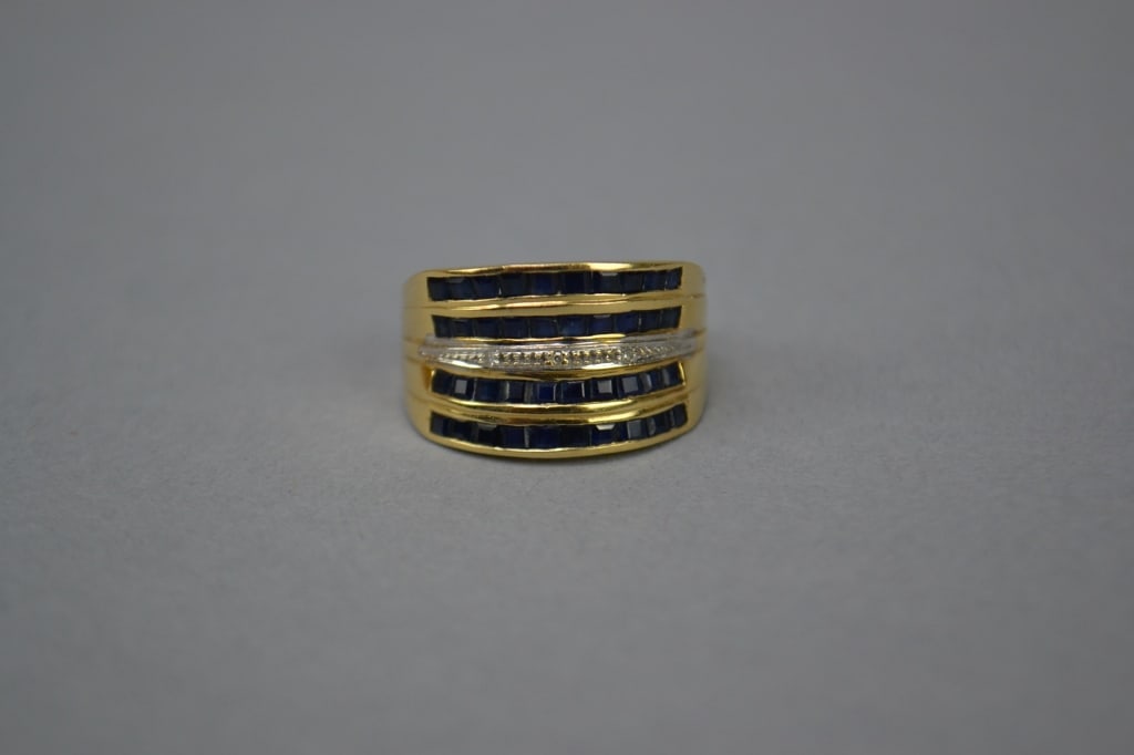 14k Sapphire & Diamond  Ladies Ring (1 of 4)