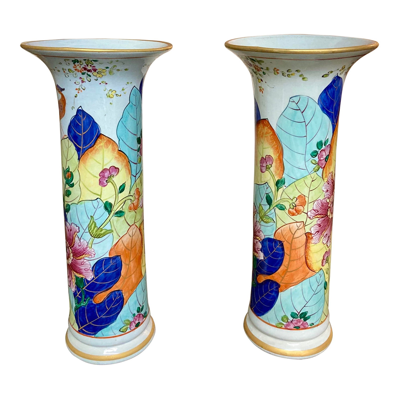 Mottahedeh Style Tobacco Leaf Vases, a Pair: 5"W × 5"D × 11"H 1980s traditional pair of Mottahedeh style tobacco leaf vases. See our Mottahedeh style collection in our listing and collect some gorgeous pieces. Made in Italy.