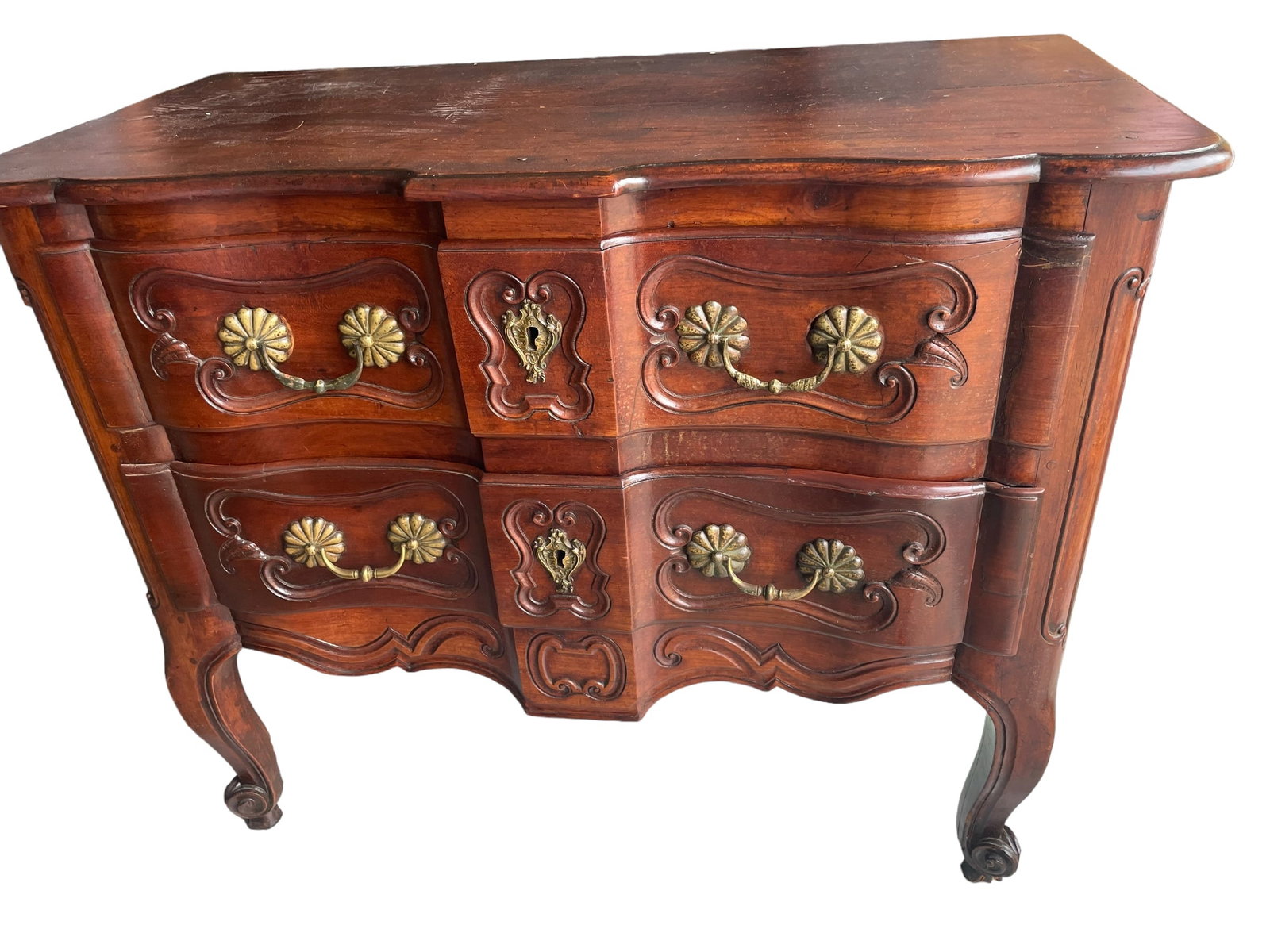French 18th C chest of drawers (1 of 1)