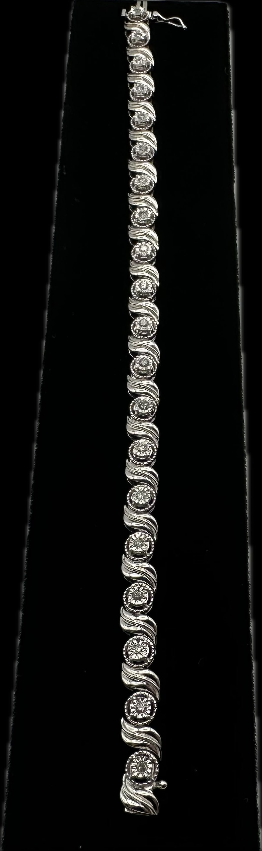 Quality 1/2 ct Diamond Wavelink Bracelet (1 of 4)