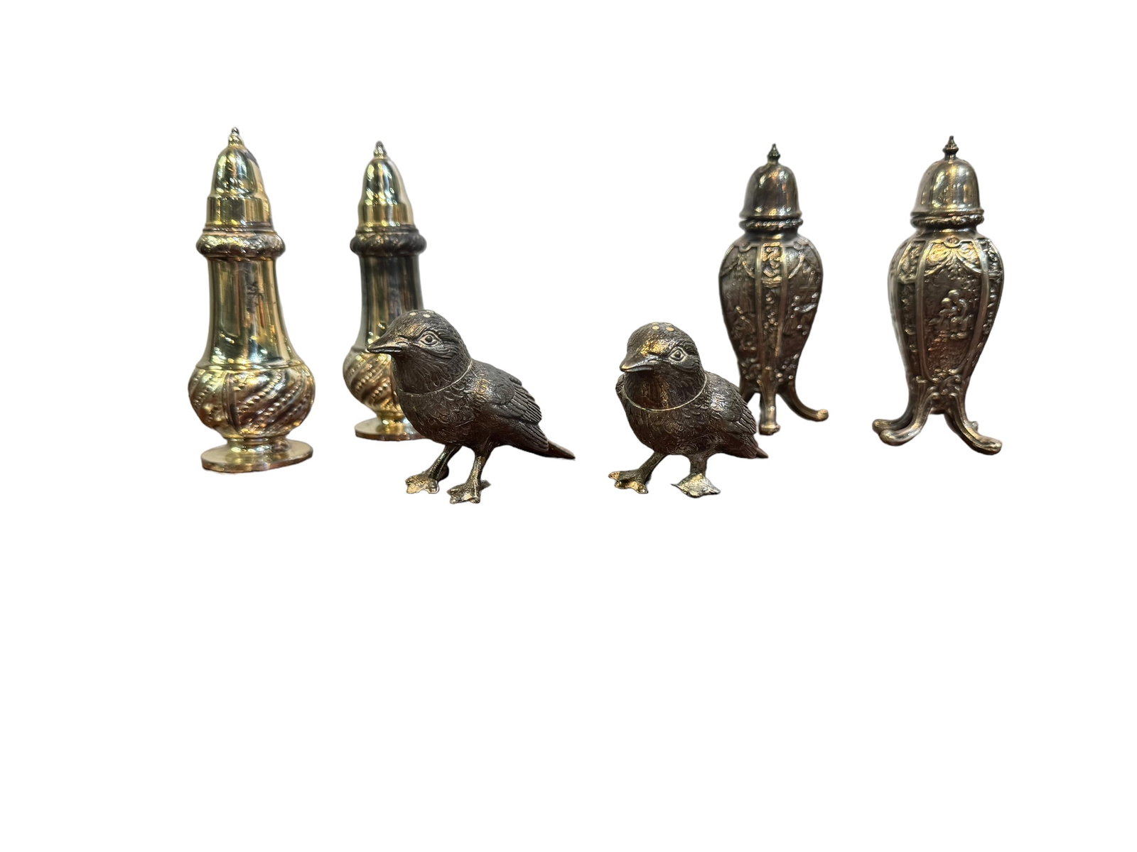 3 pairs of silver plate salt and pepper shakers: 3 pairs of silverplate salt and pepper shakers