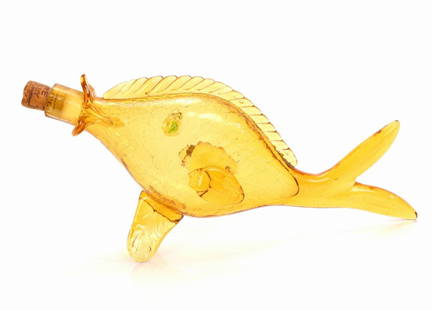 Mid-Century Amber Crackle Glass Fish Decanter BLENKO?: A Mid-Century Modern amber crackle glass fish decanter with cork stopper. Possibly Blenko. Unmarked. Dimensions: h: 7" x L: 16" x W: 6"