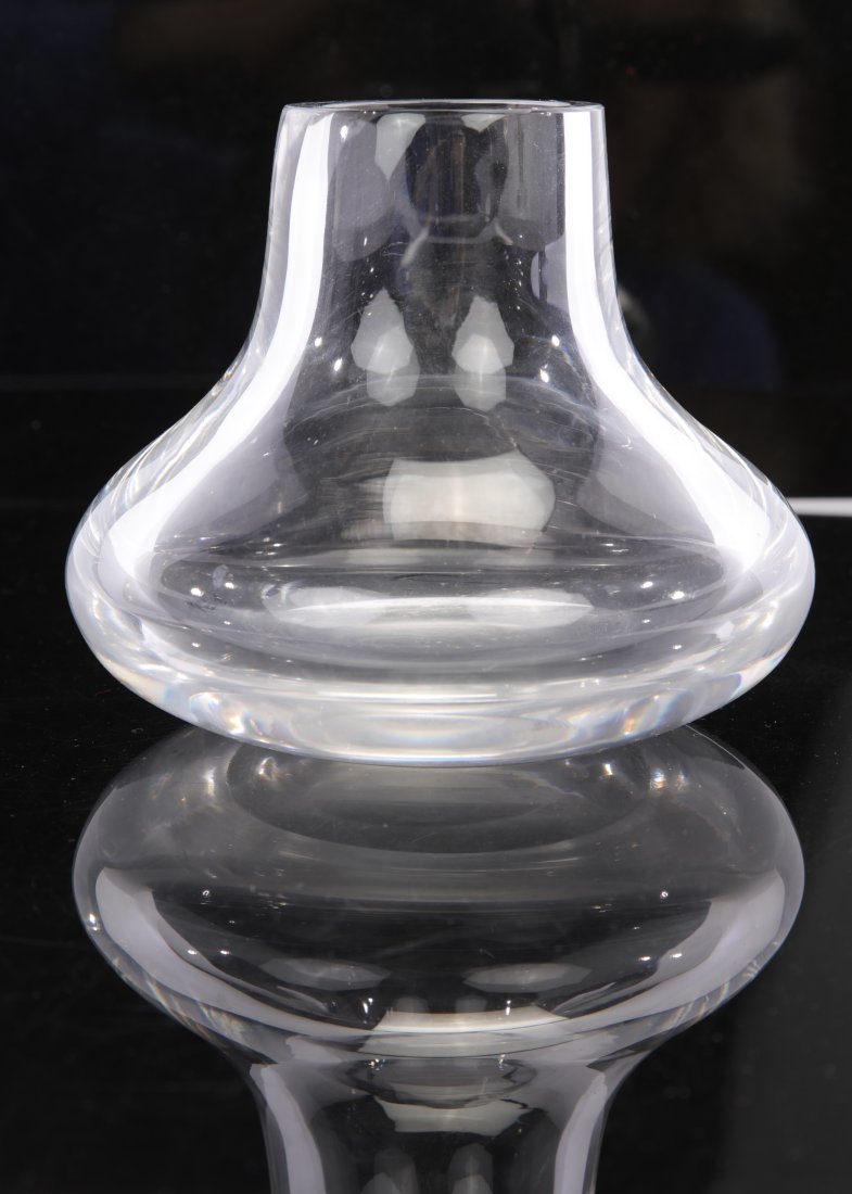 ORRIFORS Swedish Crystal Vase (1 of 5)