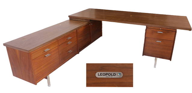 LEHIGH-LEOPOLD EXECUTIVE DESK L-Shaped Mid-Century Modern: A fantastic Mid-Century Modern L-shaped executive desk made by Lehigh-Leopold. This desk has two pieces: the filing cabinet credenza with drawers, filing cabinet drawers, and sliding door cabinet stor