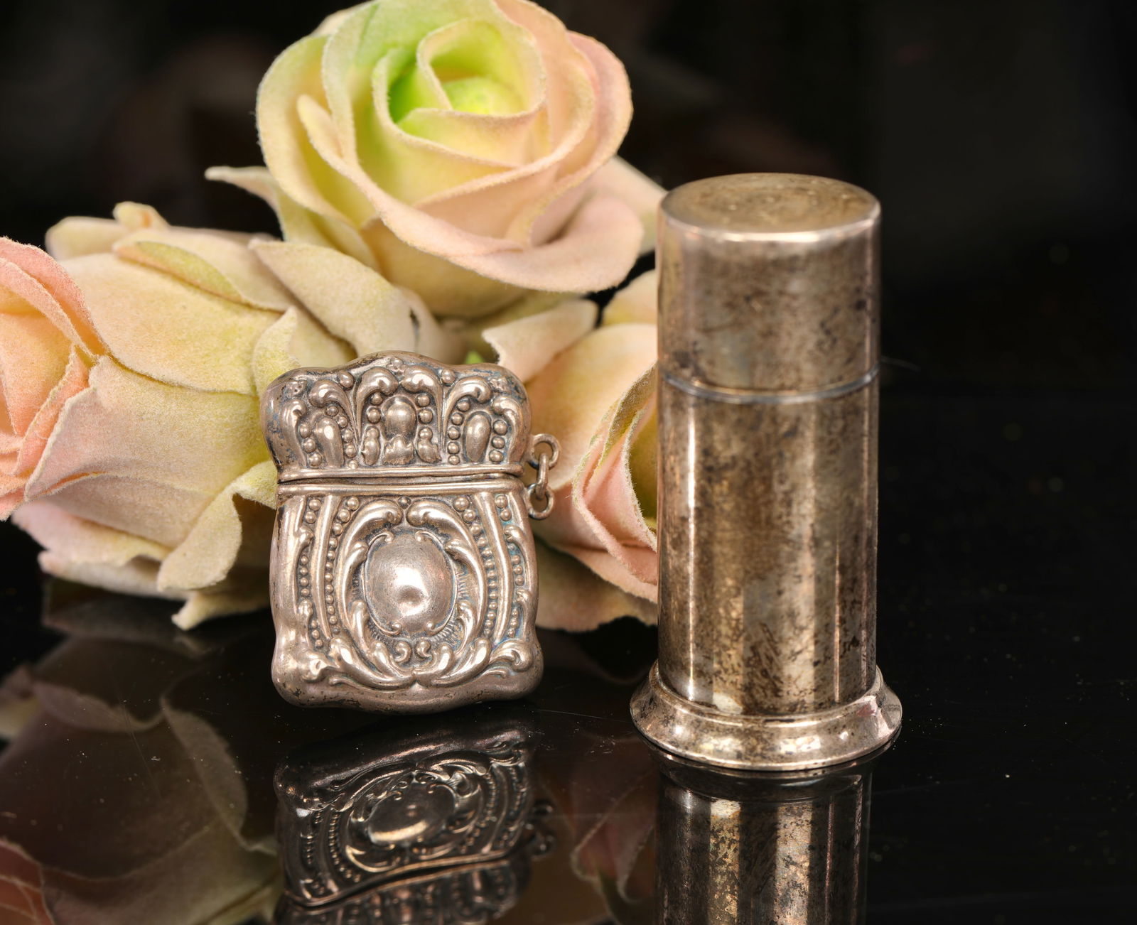 TIFFANY STERLING POWDER SNUFF BOX & VICTORIAN STERLING STAMP CASE (1 of 8)