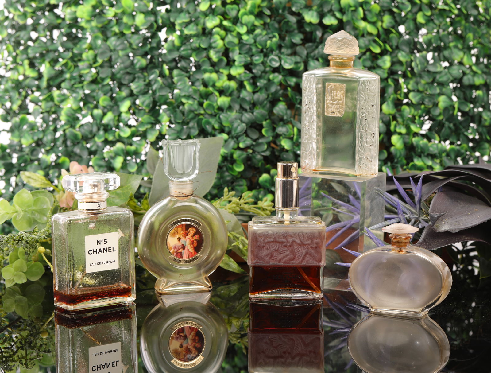 5 VTG PERFUME BOTTLES LALIQUE CHANEL HARRIET HUBBARD JEAN DESPREZ+ (1 of 16)