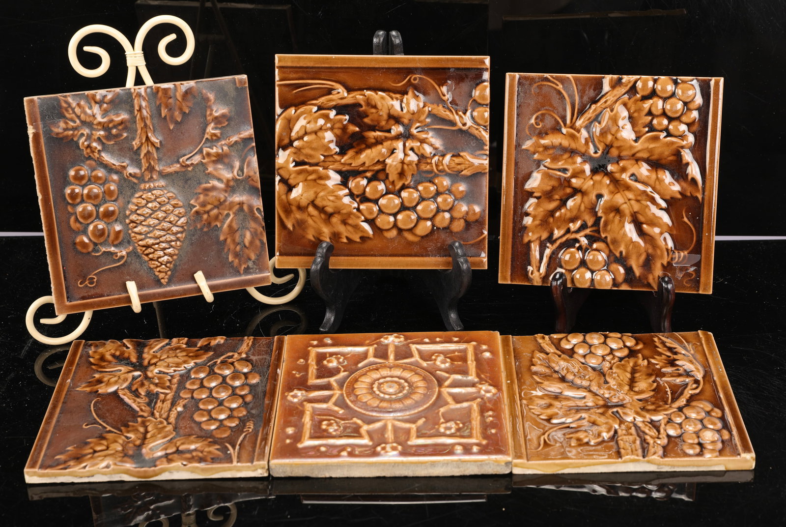 6 VICTORIAN MINTON HOLLINS BAS-RELIEF CERAMIC TILES (1 of 9)