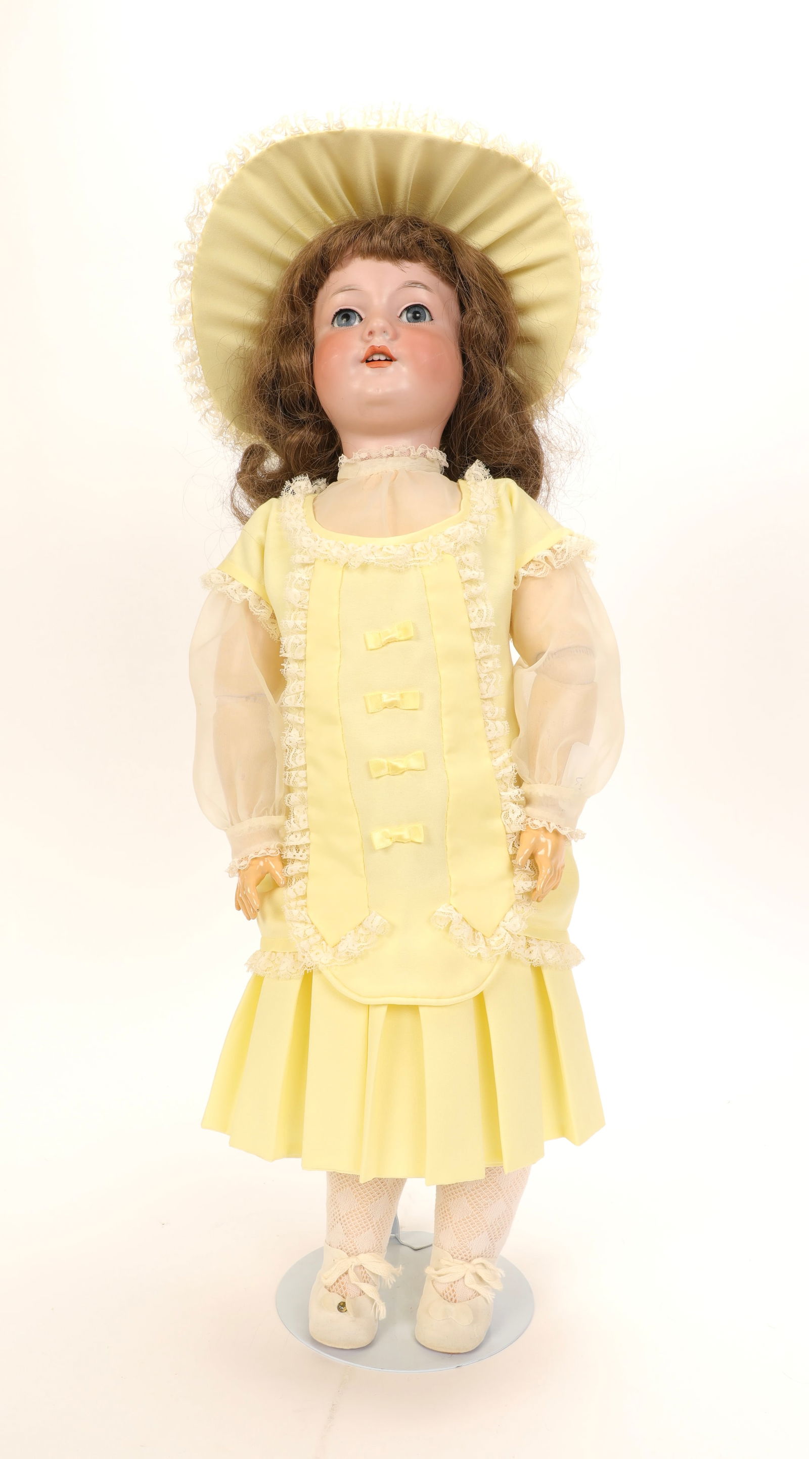 ARMAND MARSEILLE 25" BISQUE HEAD DOLL COMPO JOINTED BODY: Maker: Armand Marseille Marks: Made in Germany Armand MarseilleDRGM 390 n 216 A.9 M. Size: 25" Materials: bisque head, brown hair wig, blue eyes, open mouth with 4 teeth, composition jointed body Age: