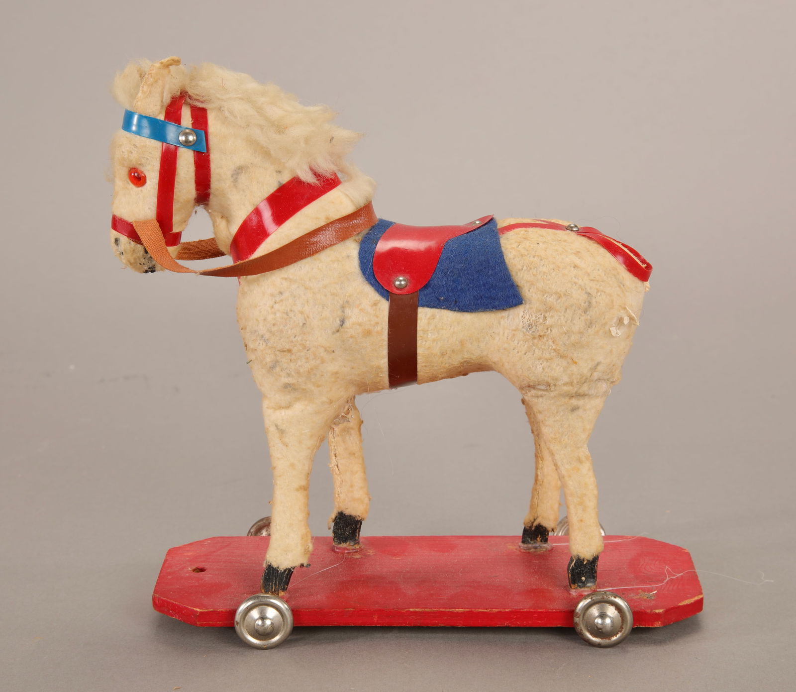 VINTAGE GERMAN HORSE PULL TOY (1 of 7)