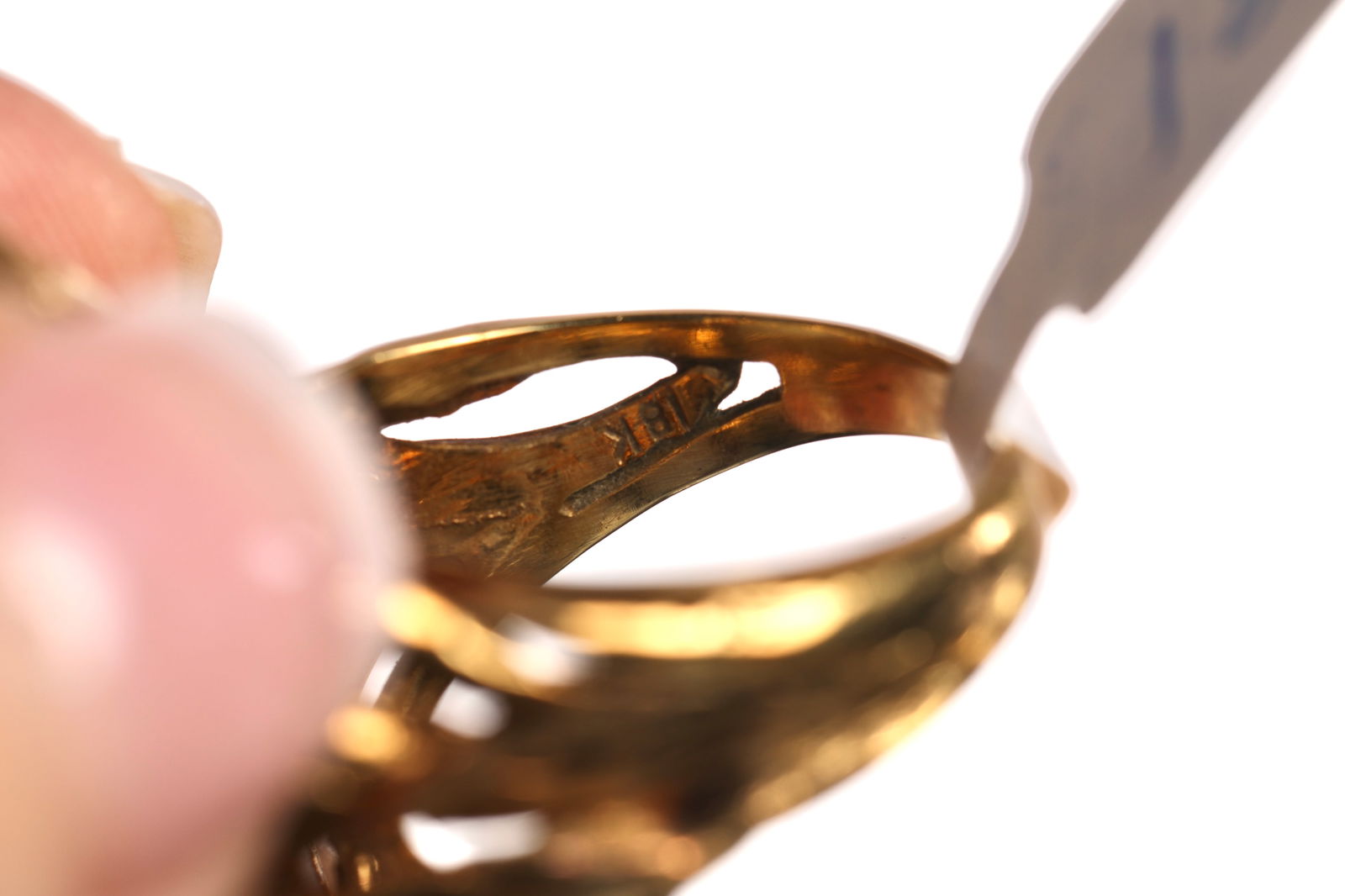 BRUTALIST AMETHYST & 18K GOLD & RUBY STATEMENT RING - 10