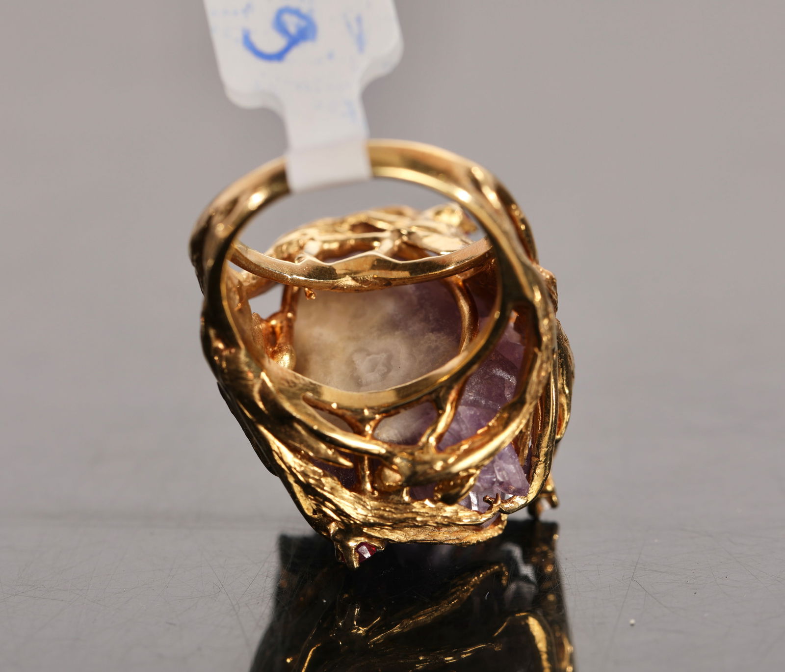 BRUTALIST AMETHYST & 18K GOLD & RUBY STATEMENT RING - 7